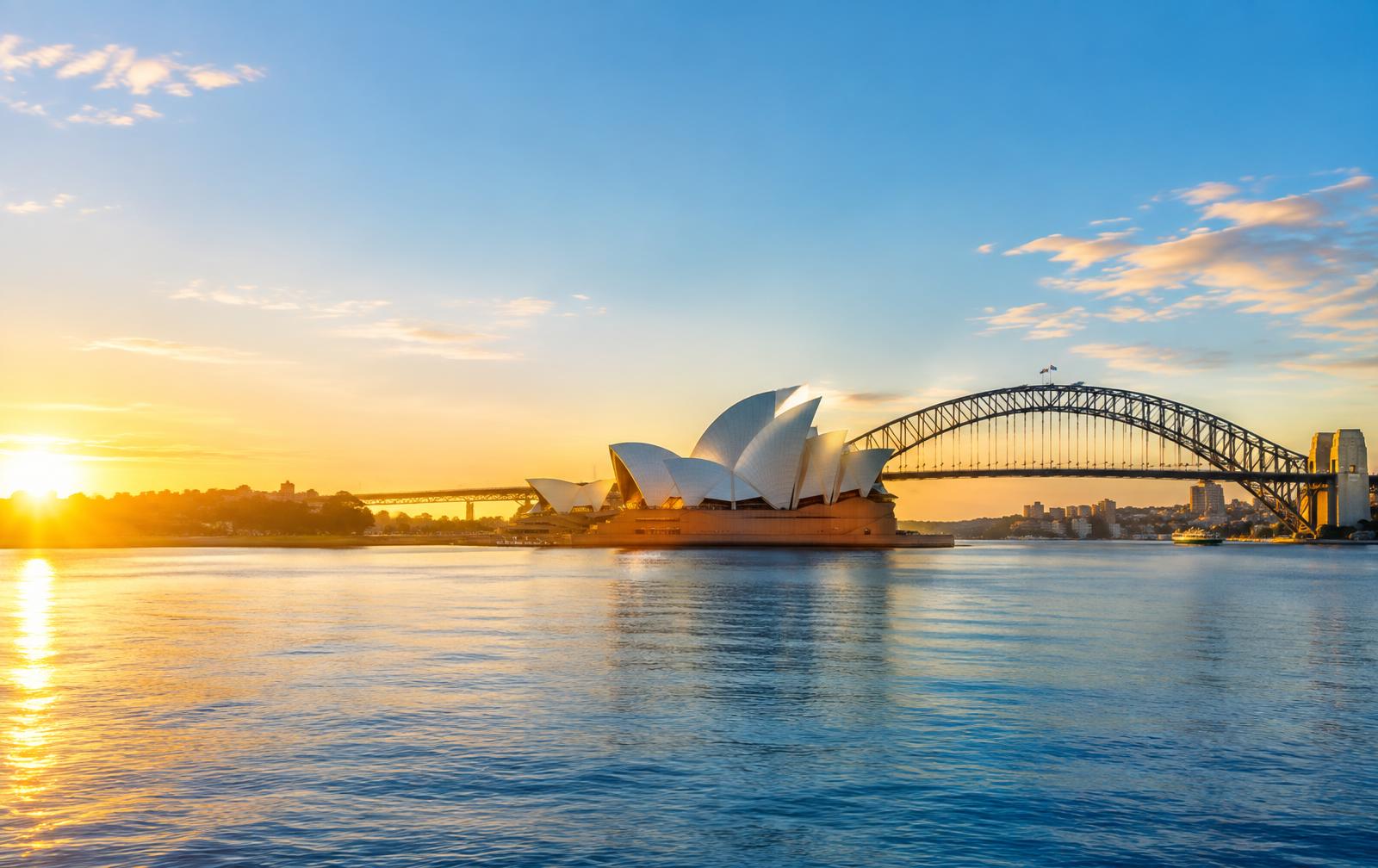 Sydney harbour with the Opera House and Harbour Bridge