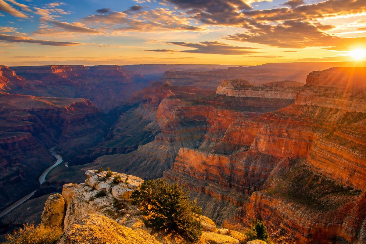 Grand Canyon Arizona at golden hour – places to visit in the USA